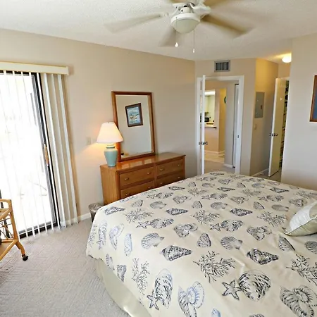 Ocean Village Club N21-2